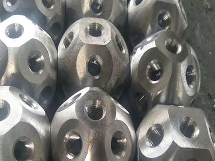 平顶山螺栓球网架杆件制作